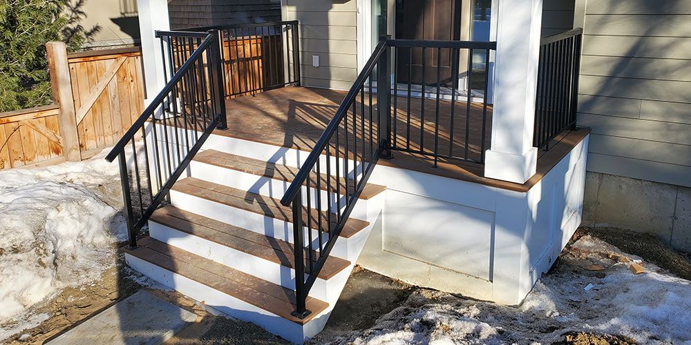 composite deck with staires